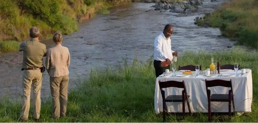Elewana_Sand_River_Masai_Mara_Activities_Bush_breakfast_by_the_river
