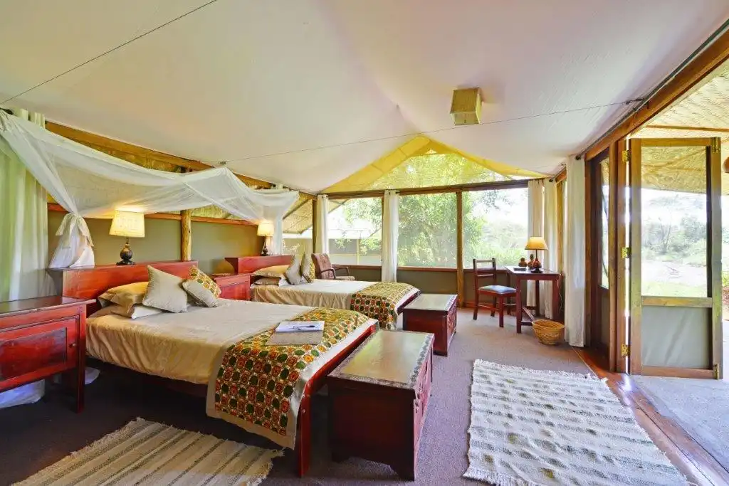 Ishasha Wilderness Camp – Uganda